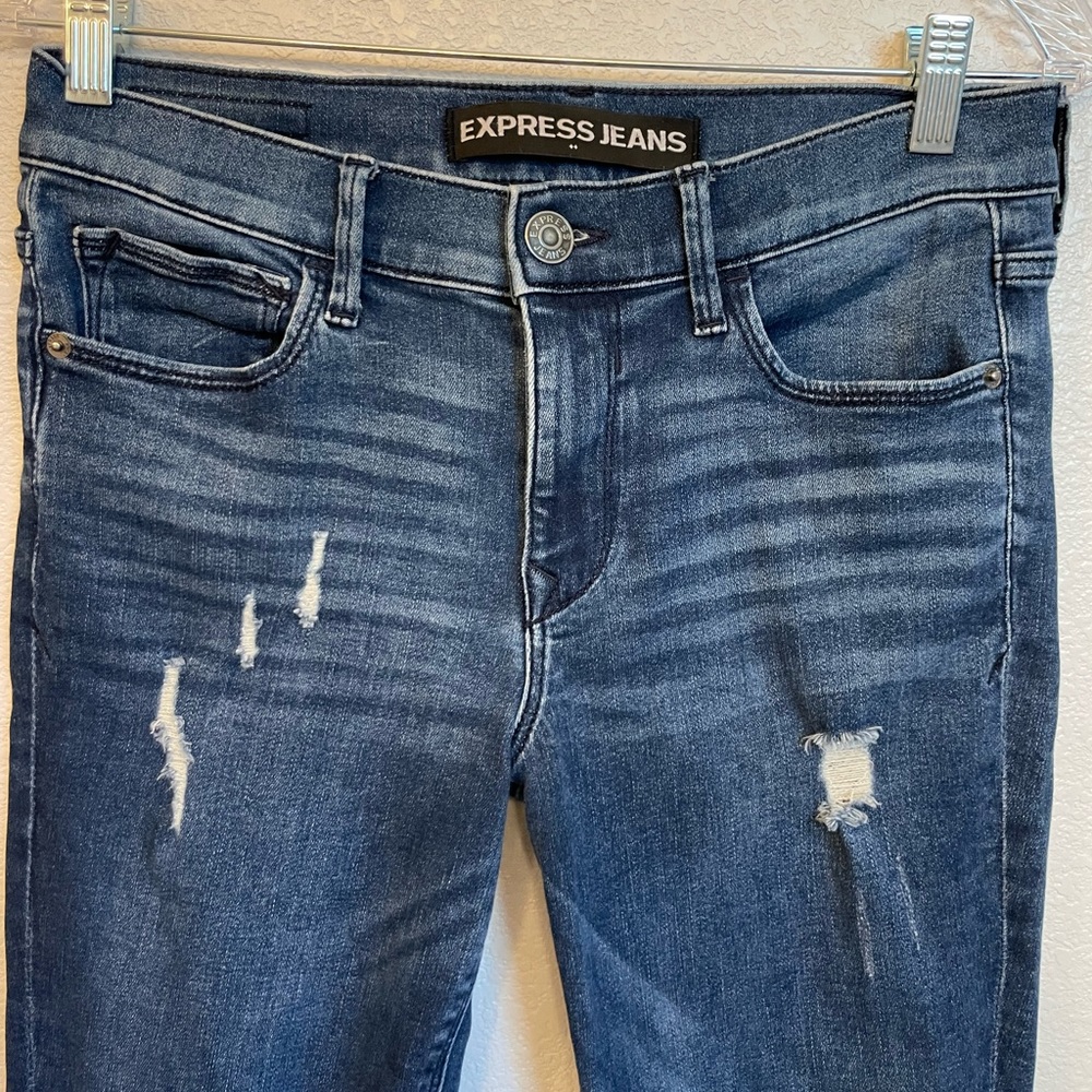 EXPRESS Ultimate Stretch Legging Mid Rise Jeans Size 6🌸